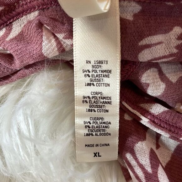 SKIMS Summer Mesh Strappy Thong Bodysuit in Raspberry Swirl, NWT - Picture 6 of 8